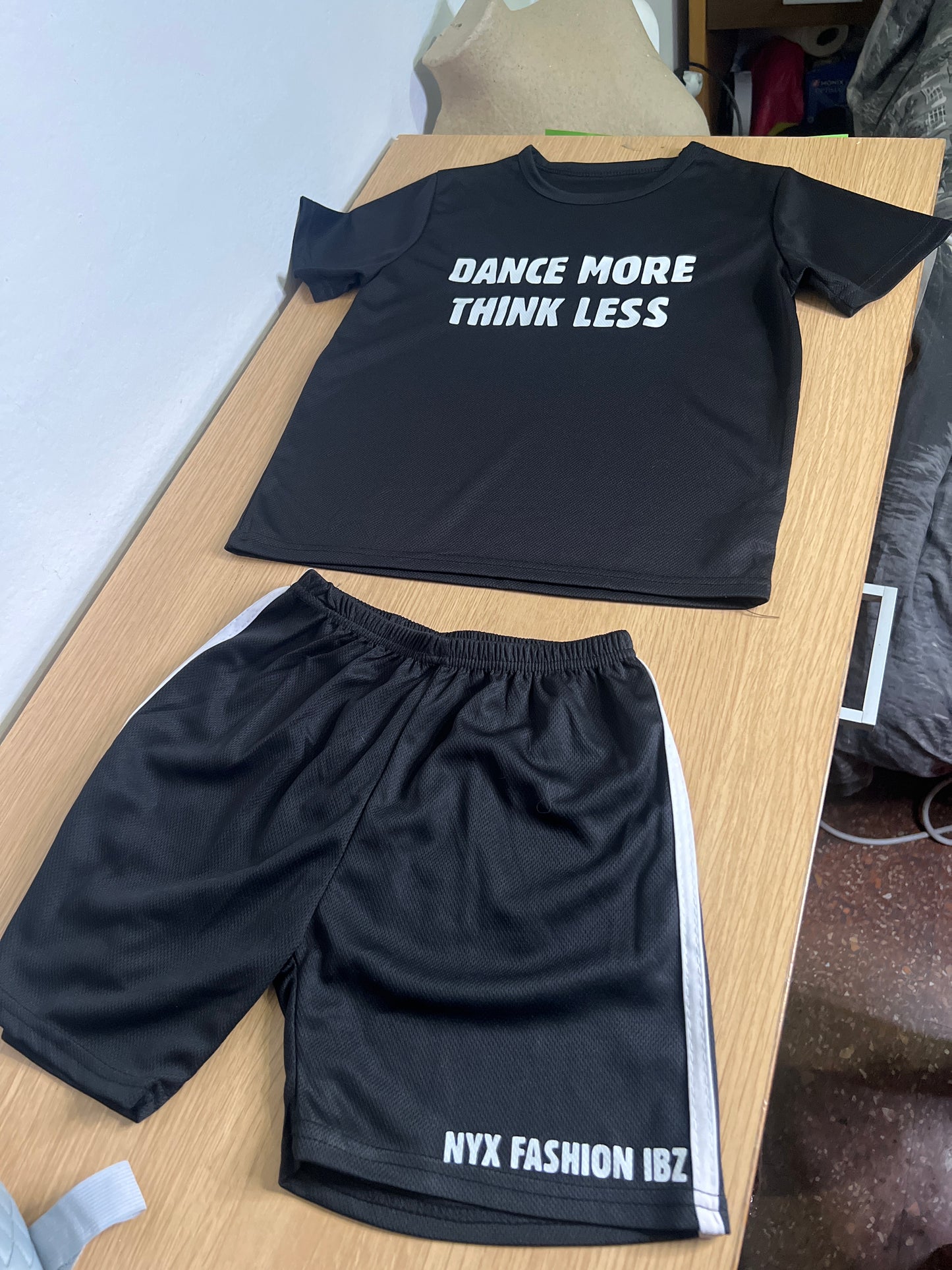 Conjunto dance more think Less deportivo juvenil Nyx Fashion Ibz