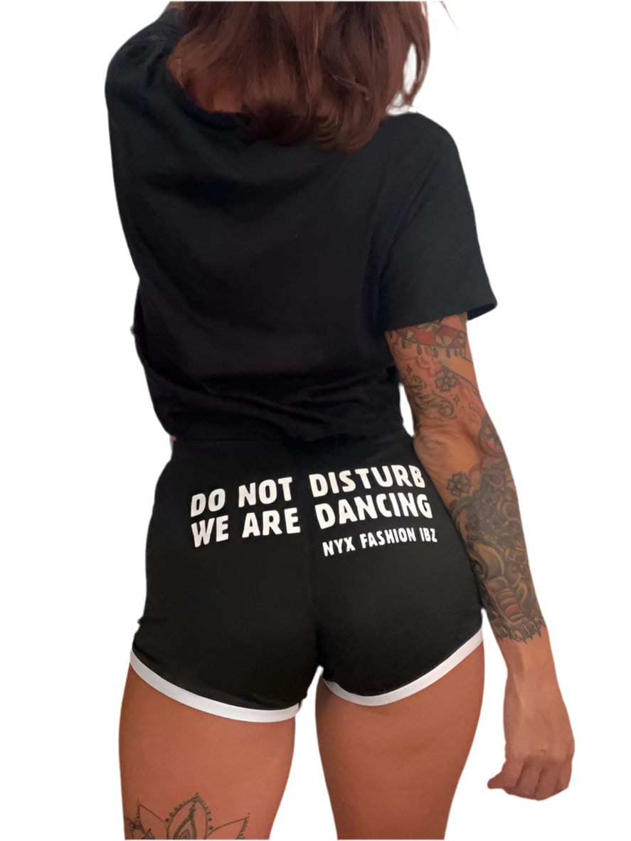 shorts algodón do not disturb we are dancing