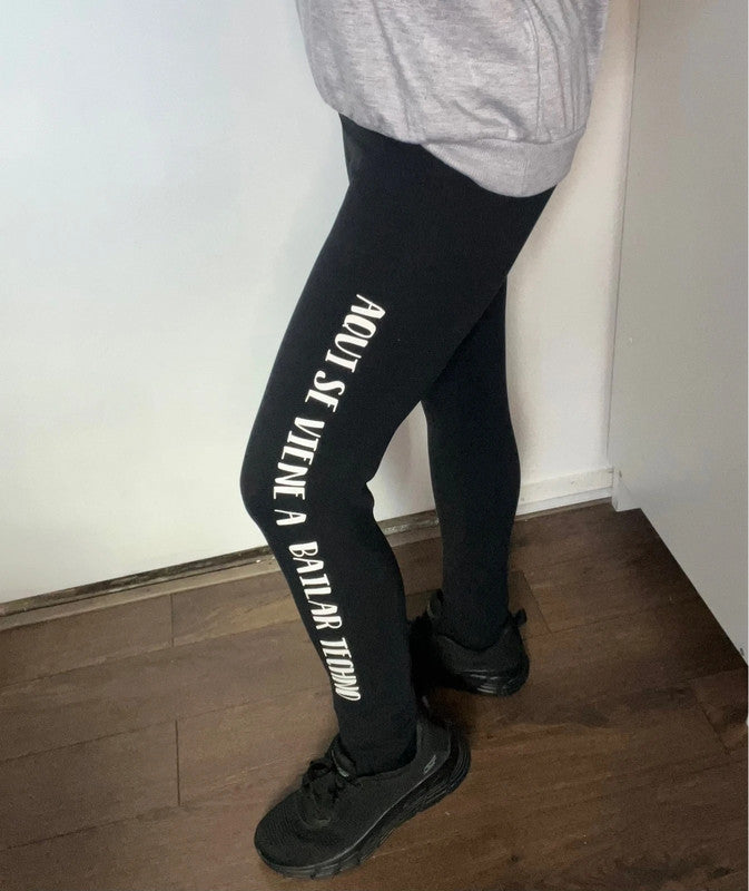 Pantalones leggings Negro aquí se viene a bailar techno de Nyx Fashion Ibz