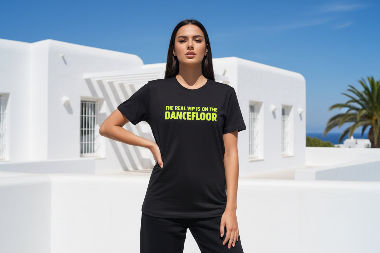 Camiseta Manga Corta Negra The real VIP is on the dancefloor Nyx Fashion Ibz
