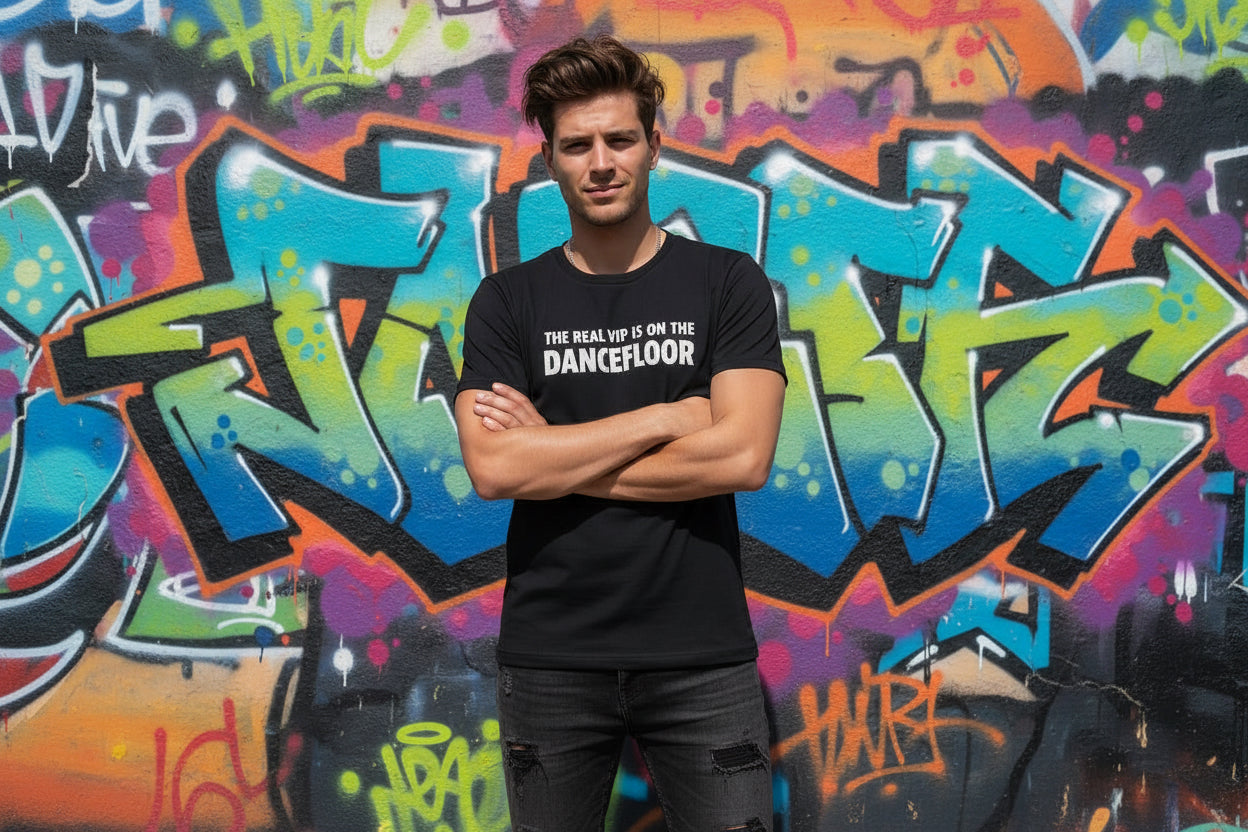 Camiseta Manga Corta Negra The real VIP is on the dancefloor Nyx Fashion Ibz