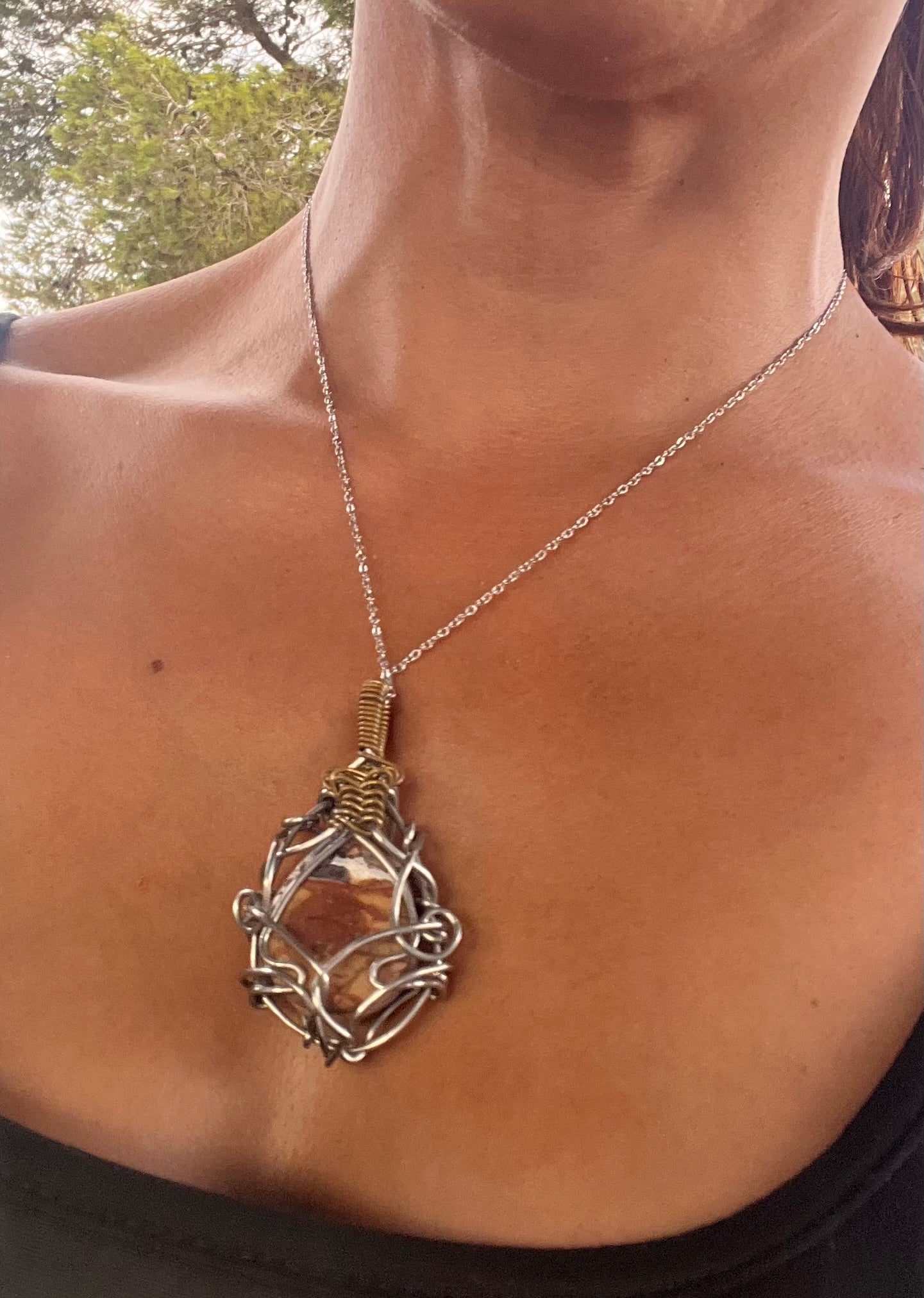 Precioso collar plateado  jaspe hecho a mano